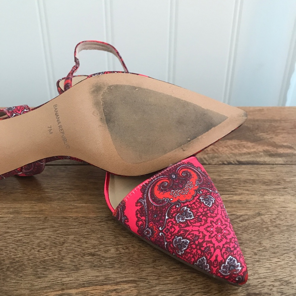 Banana Republic Red Paisley Pointed-Toe Slingback Flats - Picture 4 of 5
